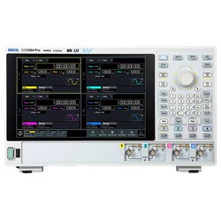 DG5504 Pro Waveform Generator by Rigol, Front view