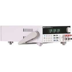 Serie IT6300 Labornetzgerät von ITECH Electronic, Schrägansicht