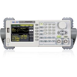 SDG1050 Funktionsgenerator von Siglent, Vorderansicht